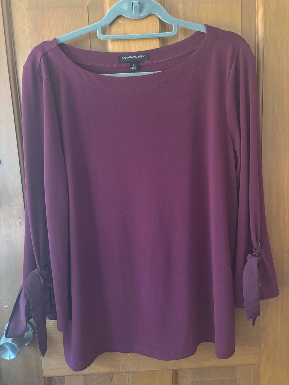 Banana Republic Tie-Sleeve Boatneck Top in Plum - Picture 3 of 5